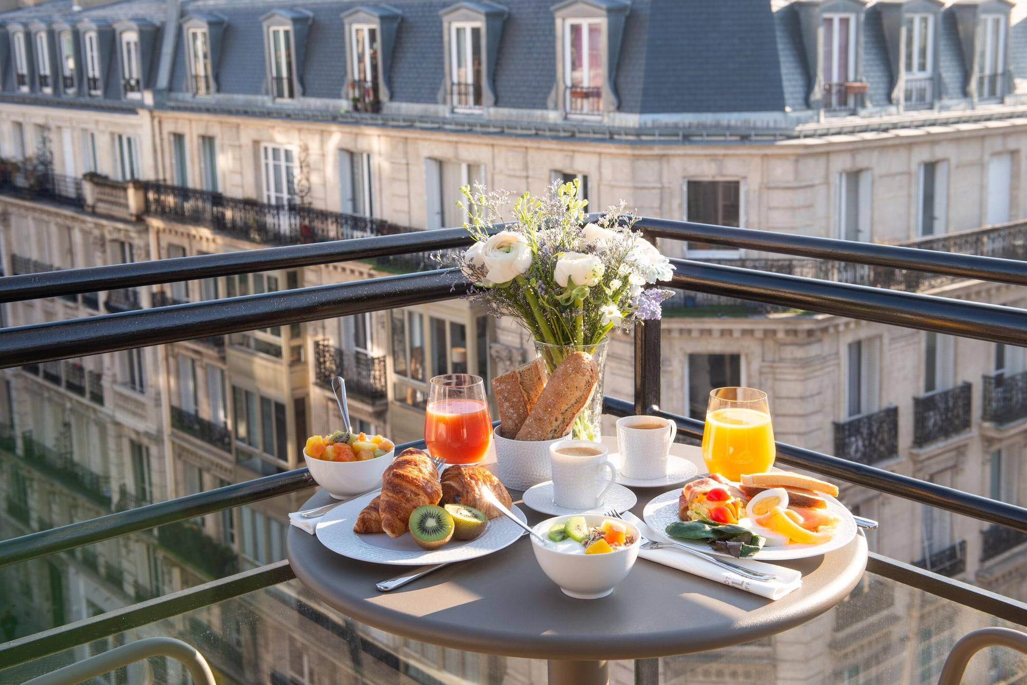 Hotel Yllen Eiffel Paris Bagian luar foto