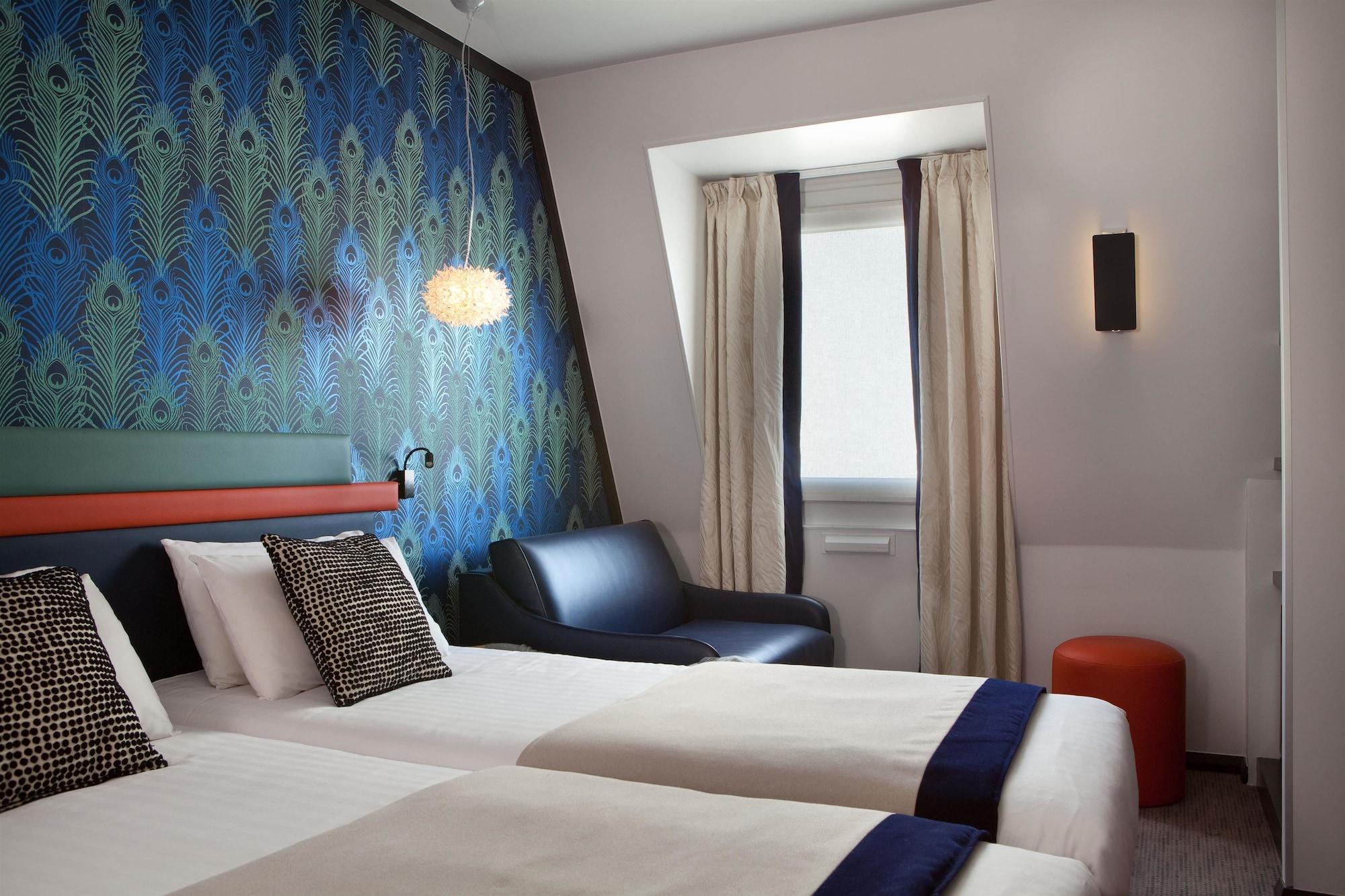 Hotel Yllen Eiffel Paris Bagian luar foto