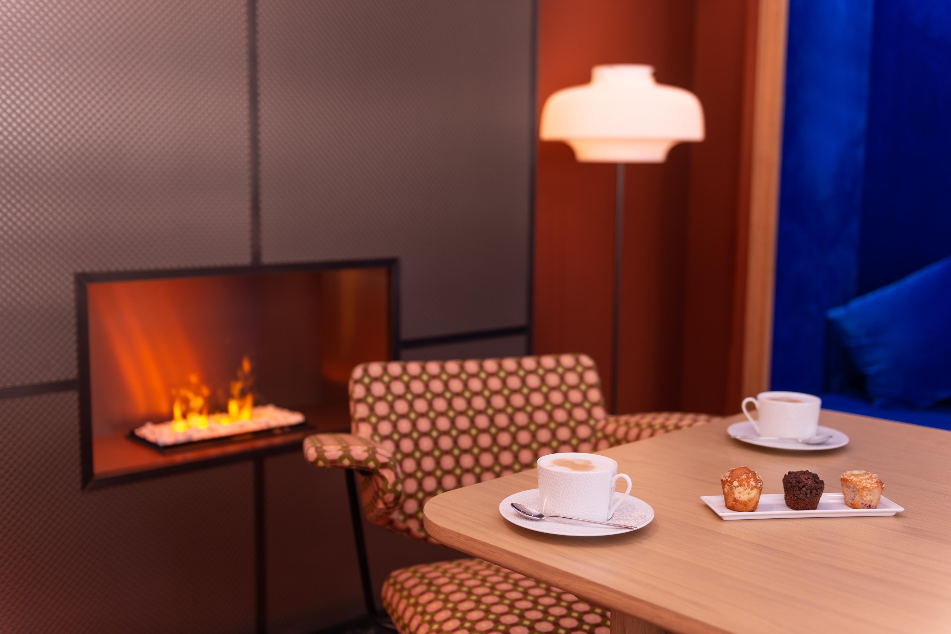 Hotel Yllen Eiffel Paris Bagian luar foto