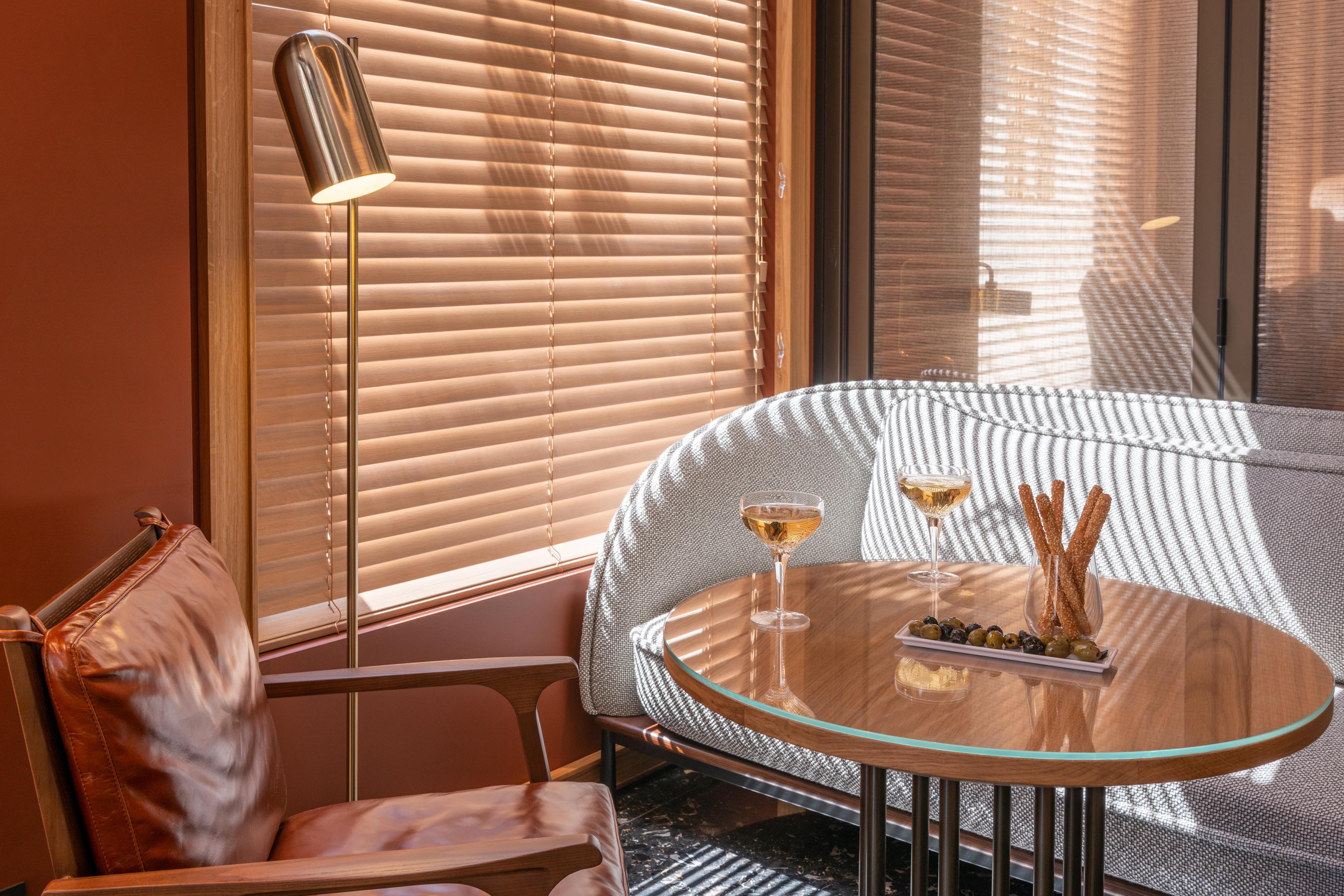 Hotel Yllen Eiffel Paris Bagian luar foto